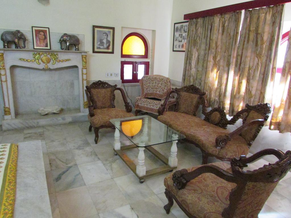 Apartament Karuna Niwas Dźajpur Zewnętrze zdjęcie